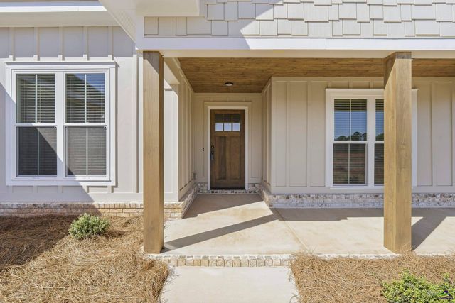 207 Sugar Creek Trail, Perry, GA 31069