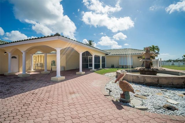 90 BUCCANEER BEND, Placida, FL 33946