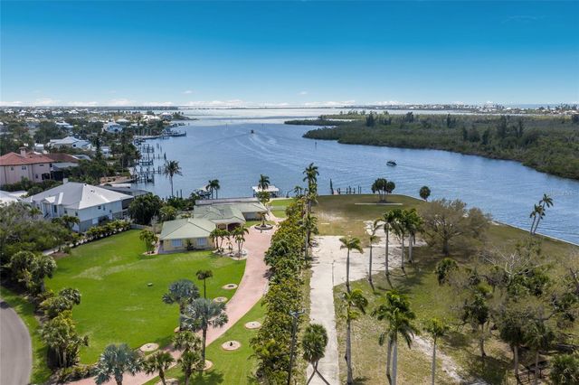 90 BUCCANEER BEND, Placida, FL 33946