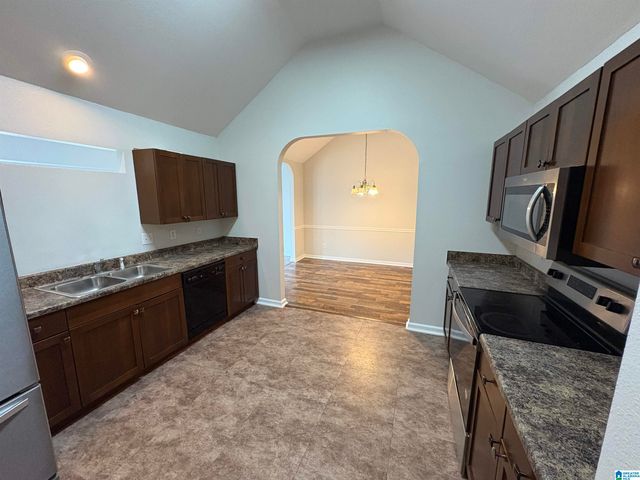 134 HORSESHOE CIRCLE, Alabaster, AL 35007