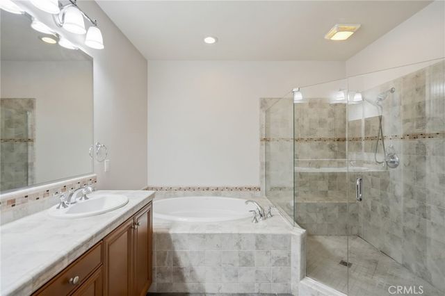 11528 Verona, Chatsworth, CA 91311