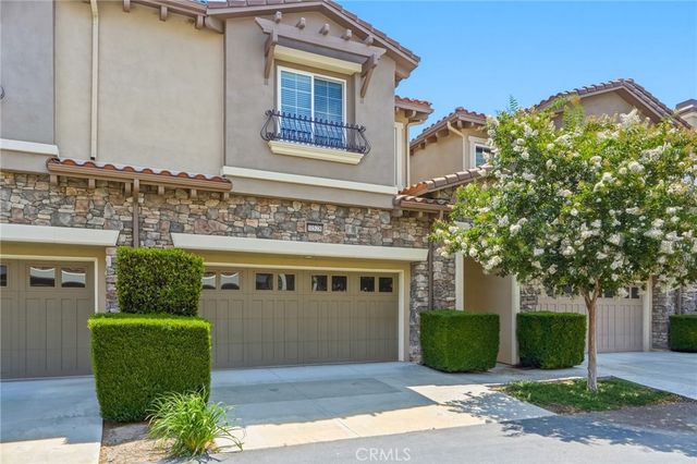 11528 Verona, Chatsworth, CA 91311