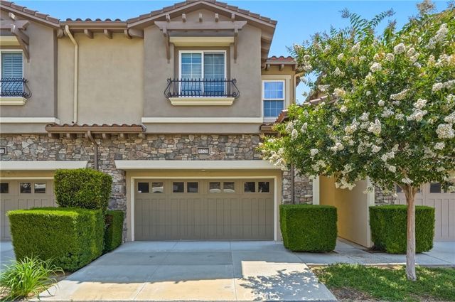 11528 Verona, Chatsworth, CA 91311