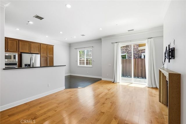 11528 Verona, Chatsworth, CA 91311