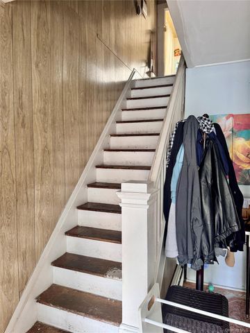 95 Dupont Avenue, Newburgh, NY 12550