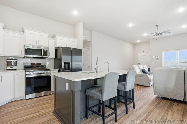 10914 S 274th East Avenue, Coweta, OK 74429