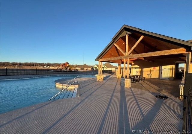 10914 S 274th East Avenue, Coweta, OK 74429