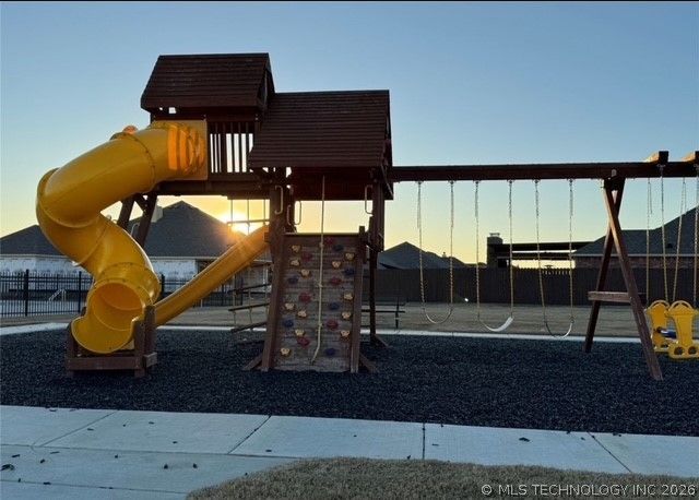 10914 S 274th East Avenue, Coweta, OK 74429