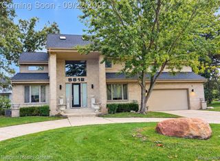 5612 Stanhope Street, West Bloomfield, MI 48322
