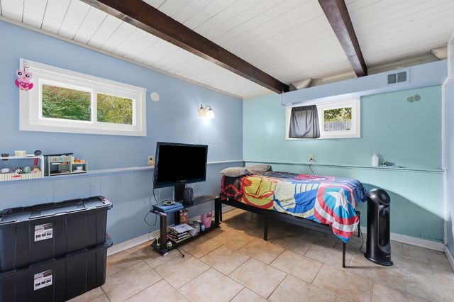 304 E Mumford Drive, Urbana, IL 61801