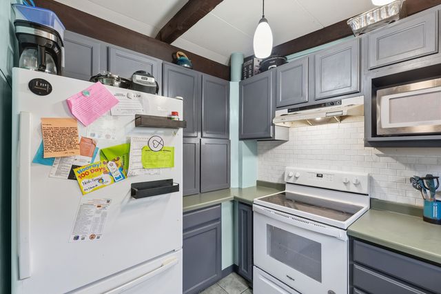 304 E Mumford Drive, Urbana, IL 61801