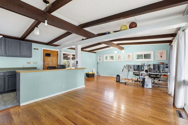 304 E Mumford Drive, Urbana, IL 61801