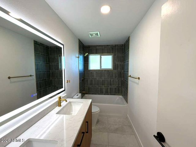 6134 N 9TH Street, Phoenix, AZ 85014