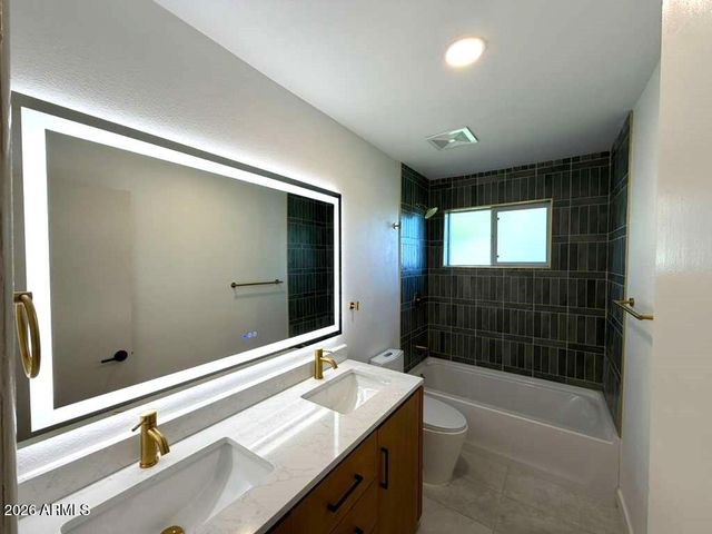 6134 N 9TH Street, Phoenix, AZ 85014