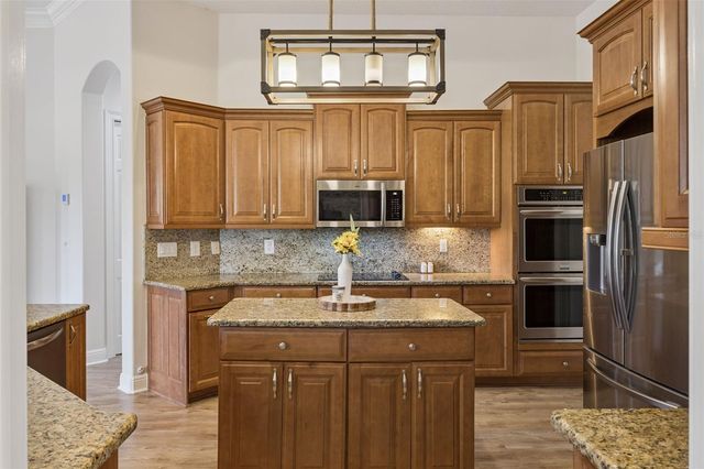 19503 EAGLE RUN, Groveland, FL 34736