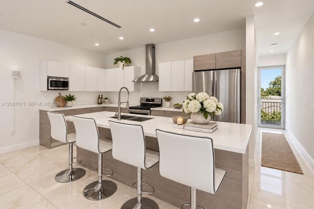 3091 SW 21st Street, Miami, FL 33145