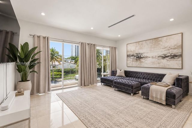 3091 SW 21st Street, Miami, FL 33145