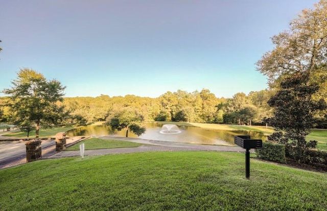 7389 Teaswood Drive, Conroe, TX 77304