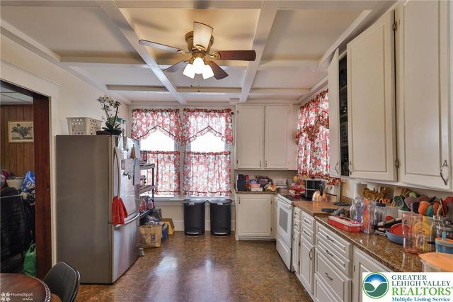 215 North 2nd Street, Lehighton Boro, PA 18235