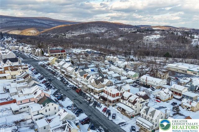 215 North 2nd Street, Lehighton Boro, PA 18235