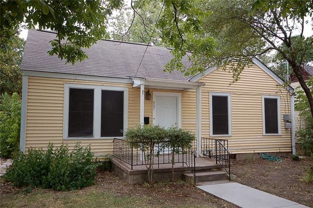 907 E 38th ST A, Austin, TX 78705