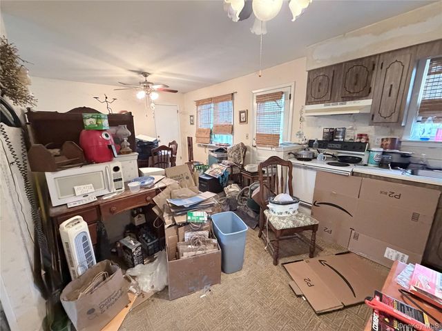 98 Broadway, Rocky Point, NY 11778