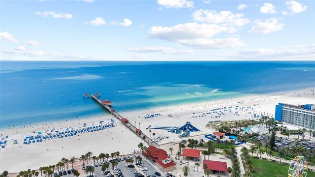 1821 OAK LAKE DRIVE, Clearwater, FL 33764