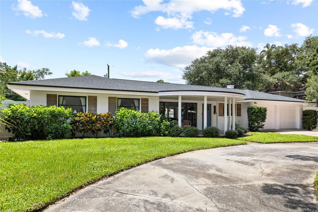 1821 OAK LAKE DRIVE, Clearwater, FL 33764