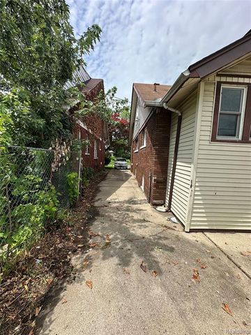 19358 Evergreen Road, Detroit, MI 48219