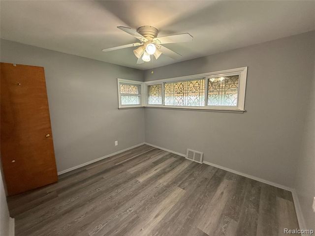 19358 Evergreen Road, Detroit, MI 48219