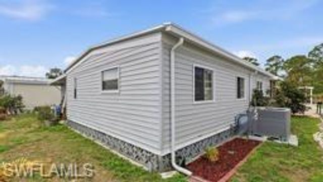 450 N Snead DR, North Fort Myers, FL 33903