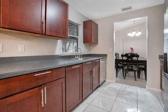 5533 PENTAIL CIRCLE, Tampa, FL 33625