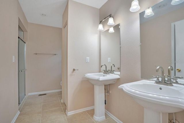 5533 PENTAIL CIRCLE, Tampa, FL 33625