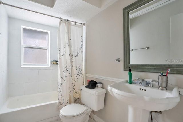 5533 PENTAIL CIRCLE, Tampa, FL 33625