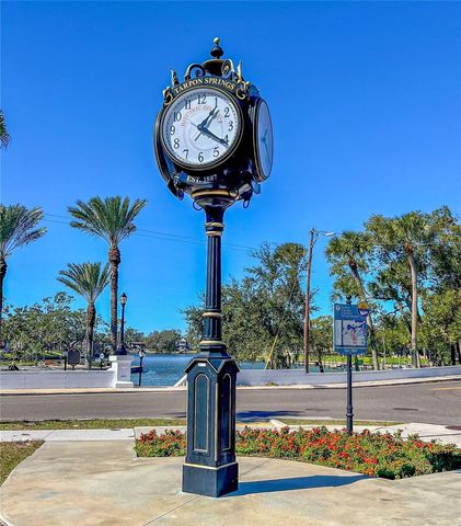 463 BAYOU VILLAGE DRIVE, Tarpon Springs, FL 34689