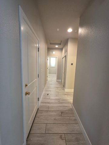 5873 Da Vinci Way, Sacramento, CA 95835