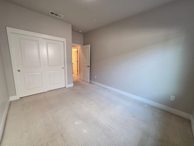 5873 Da Vinci Way, Sacramento, CA 95835