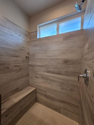 5873 Da Vinci Way, Sacramento, CA 95835