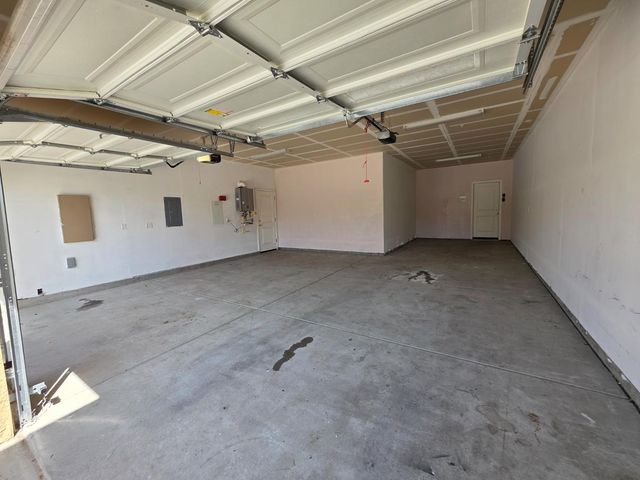 5873 Da Vinci Way, Sacramento, CA 95835