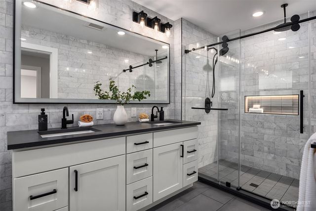 6070 Seward Park Avenue S, Seattle, WA 98118