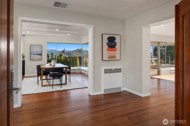 6070 Seward Park Avenue S, Seattle, WA 98118