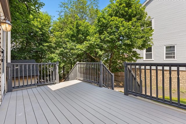 88 Garland St, Everett, MA 02149