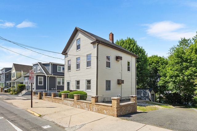 88 Garland St, Everett, MA 02149