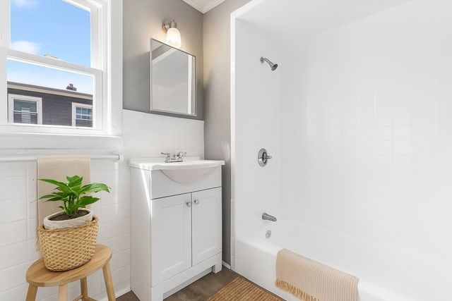 88 Garland St, Everett, MA 02149