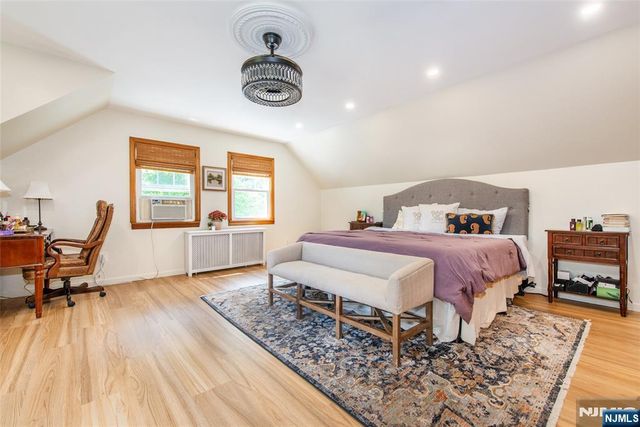 186 Macdonald Drive, Wayne, NJ 07470