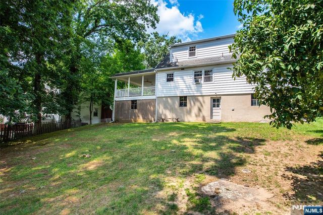 186 Macdonald Drive, Wayne, NJ 07470