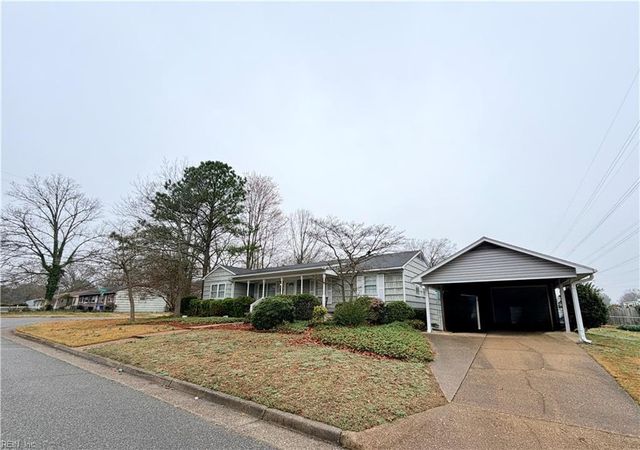 220 Robinson DR, Newport News, VA 23601
