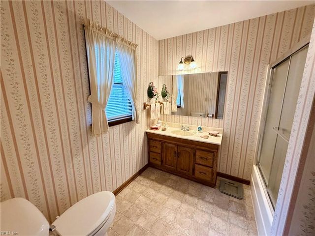 220 Robinson DR, Newport News, VA 23601