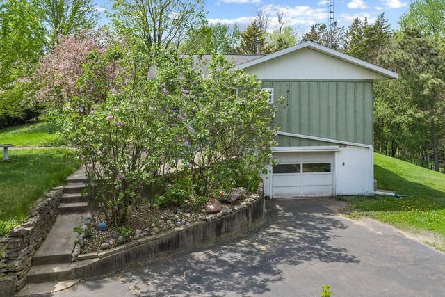 719 Silver Lake Drive, Portage, WI 53901