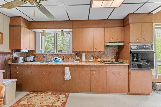 719 Silver Lake Drive, Portage, WI 53901